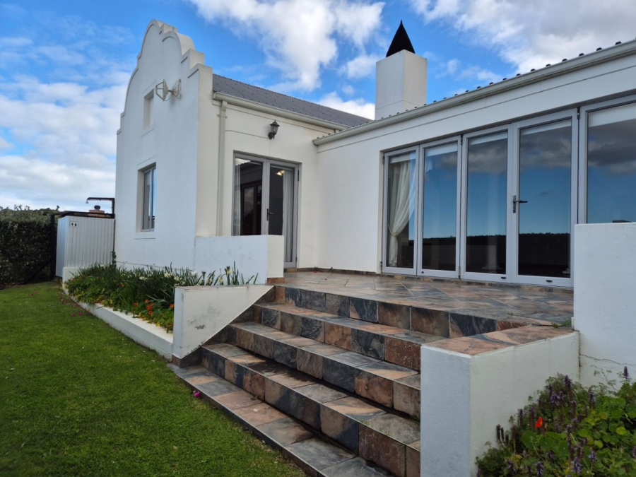 3 Bedroom Property for Sale in Stilbaai Wes Western Cape